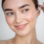 5 Rekomendasi Brightening Serum yang Cepat Mencerahkan Kulit!